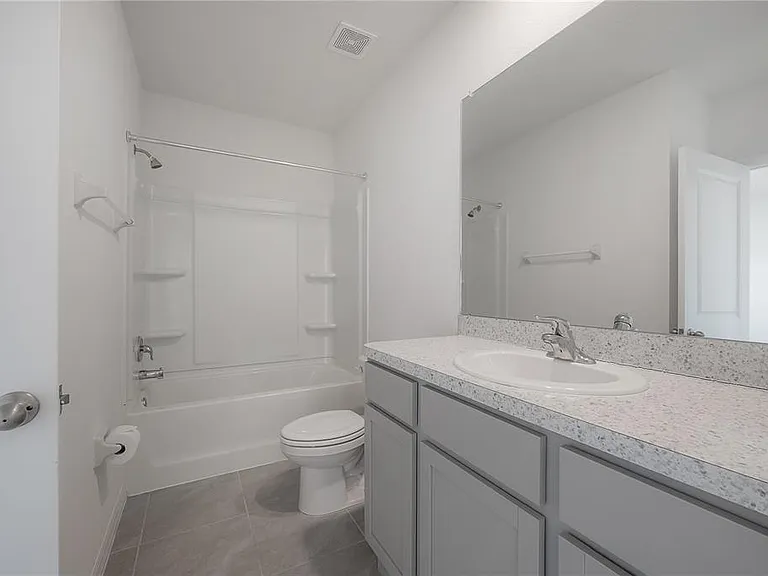 16701 Maude Dr — Photo 42
