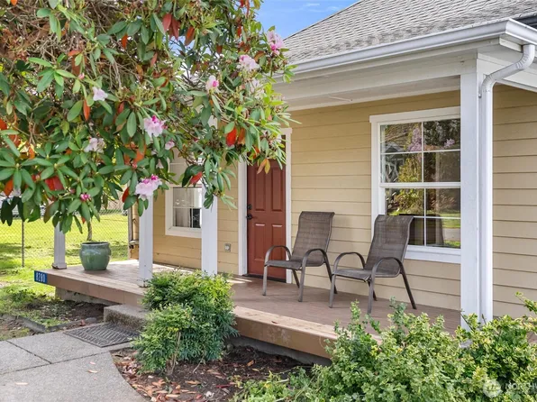 8280 Maple Avenue, Lyman, WA 98263