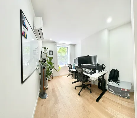 Rented by EastMount Realty LLC | media 1