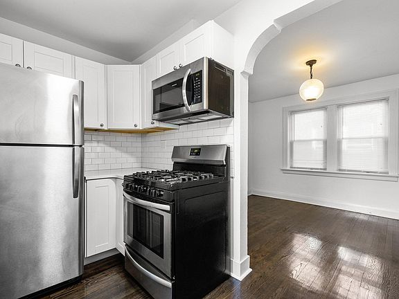 4th image of 6324 Berthold Ave Floor 1