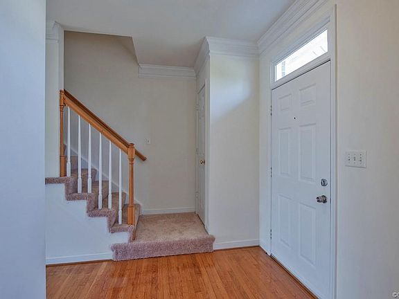 5th image of 10303 Brickerton Dr