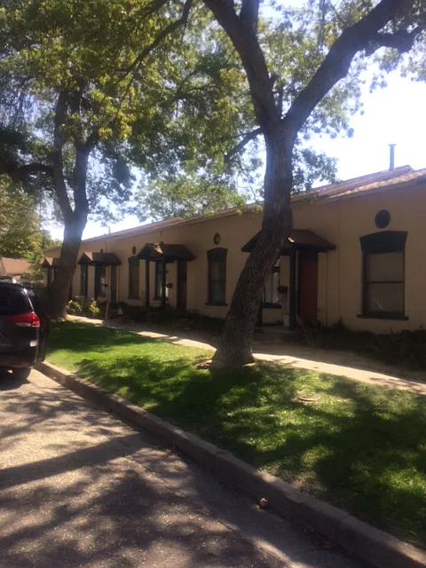 610 E 7th Ave