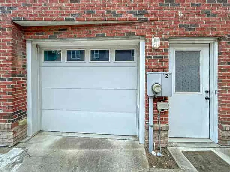 322 Peters St SW #2 — Photo 31
