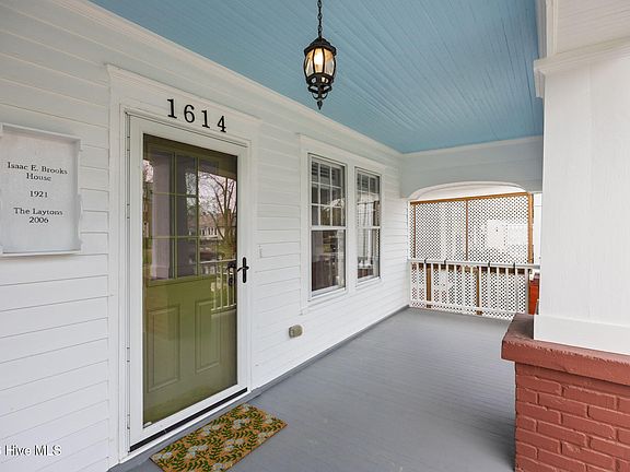 4th image of 1614 Spencer Avenue