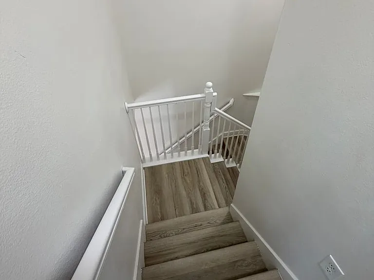 2320 Stutz Dr — Photo 18