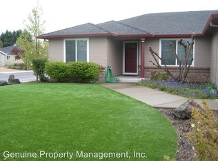 1860 Northwood Dr, Central Pt, OR 97502