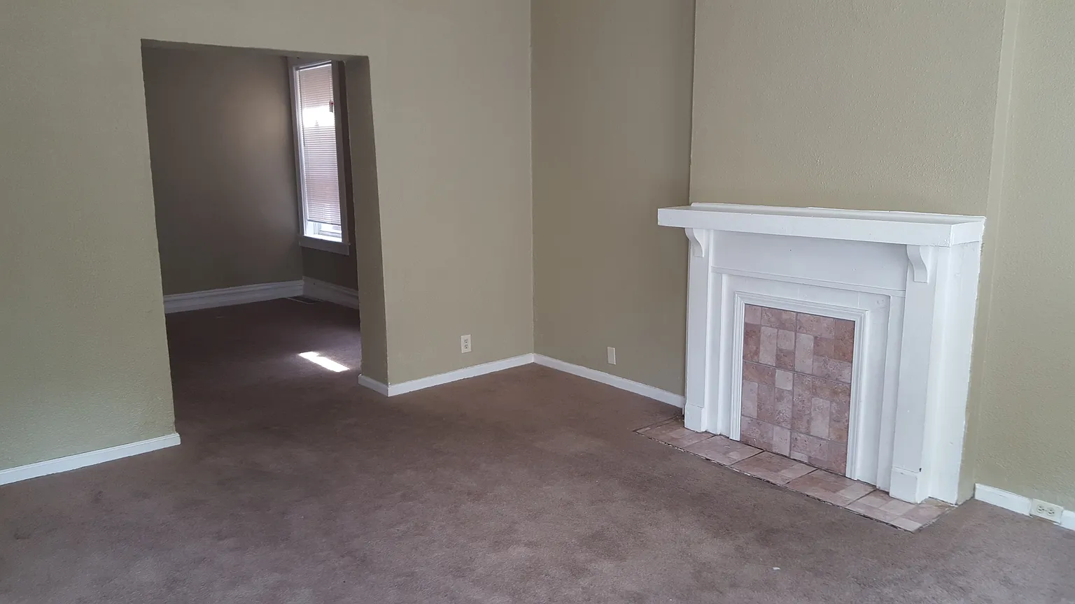 4455-4457 Lee Ave photo 1