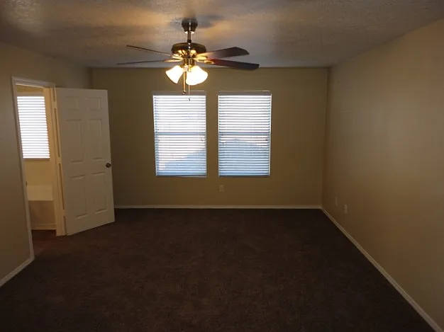 5363 Fossil Ridge Pl NW — Photo 7