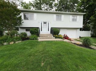 173 Ruland Rd, Selden, NY 11784