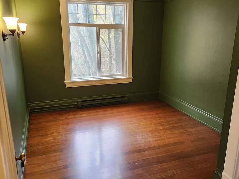 bedroom #1