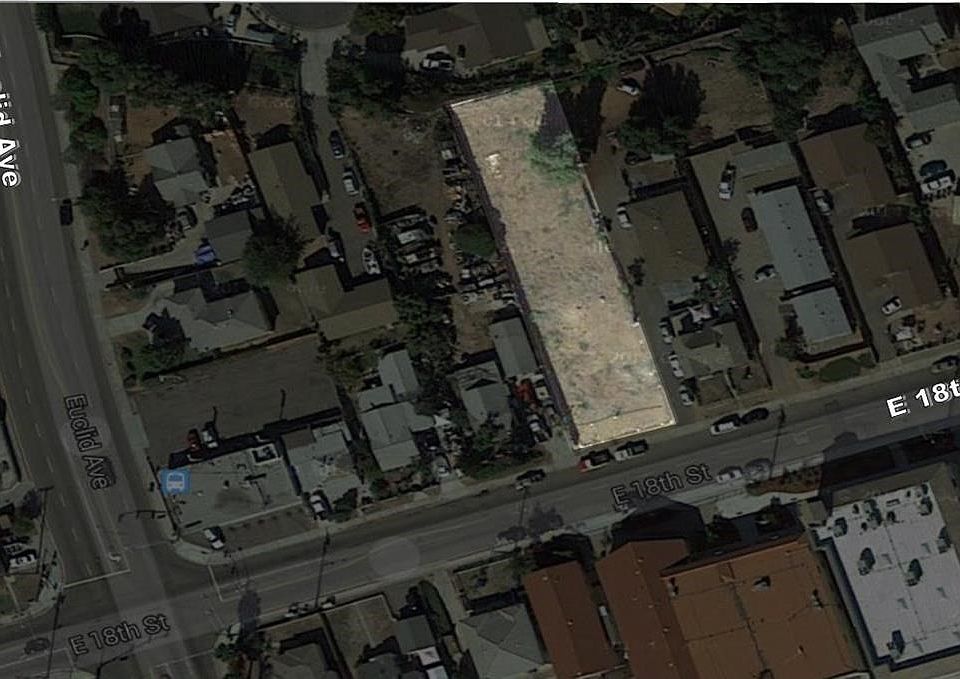 2nd image of 2501 E 18th St