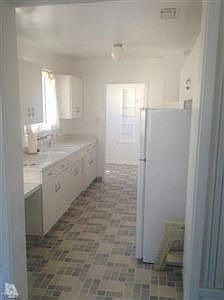 3rd image of 3256 Preble Ave