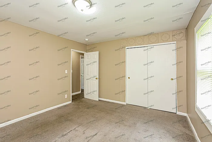 6401 E 44th Pl — Photo 5