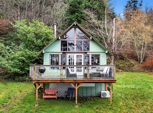 108 Lodge Ln, Eastsound, WA 98245