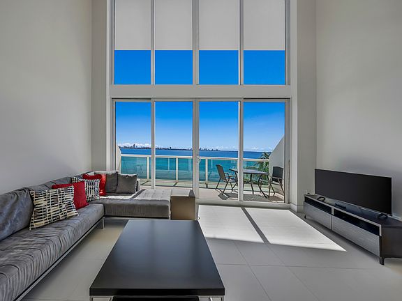 3rd image of 2000 Bay Dr APT 407