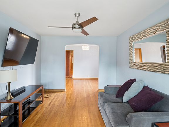 5th image of 4838 W 97th Pl