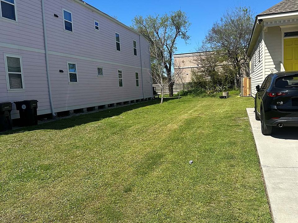 2nd image of 4123 Willow Dr