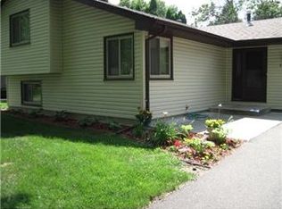 6933 Crest Dr N, Maple Grove, MN 55311