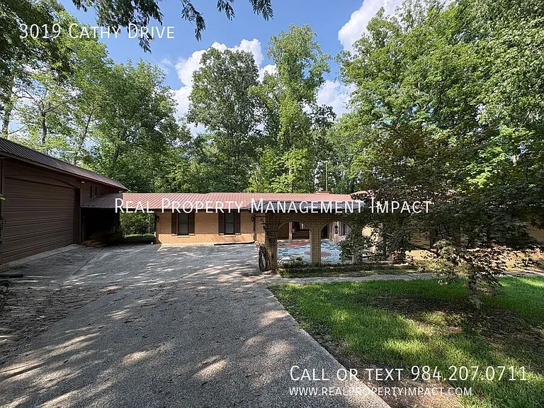 3019 Cathy Dr — Photo 2