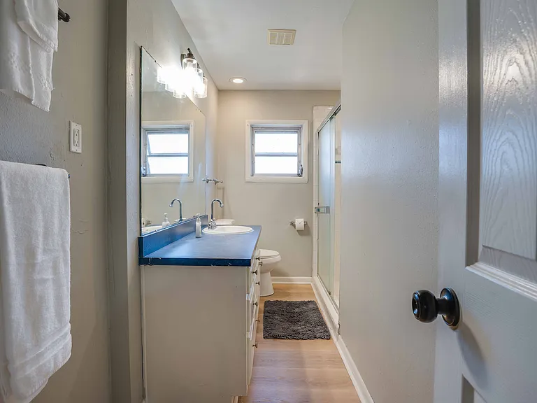 217 Cactus St — Photo 12