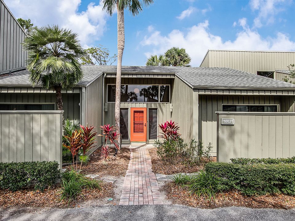 1st image of 10021 Sawgrass Dr E