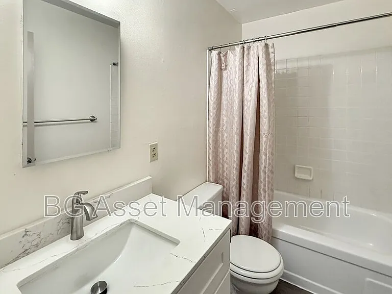 50 Frey Pl #5 — Photo 11