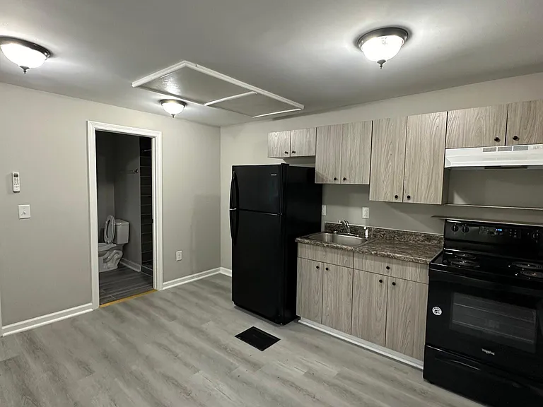 118 Broadway #2 — Photo 2