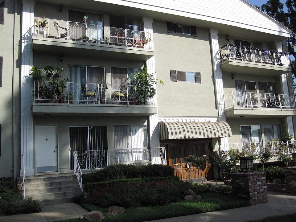 1st image of 1204 Pine St APT 206