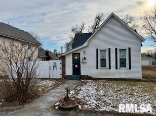 747 12th Ave S, Clinton, IA 52732