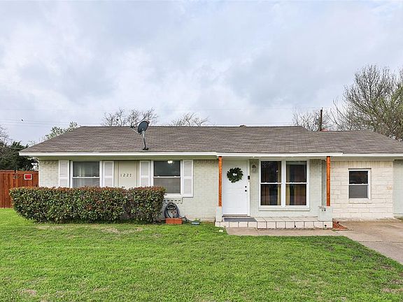 3rd image of 1227 Lorraine Ln