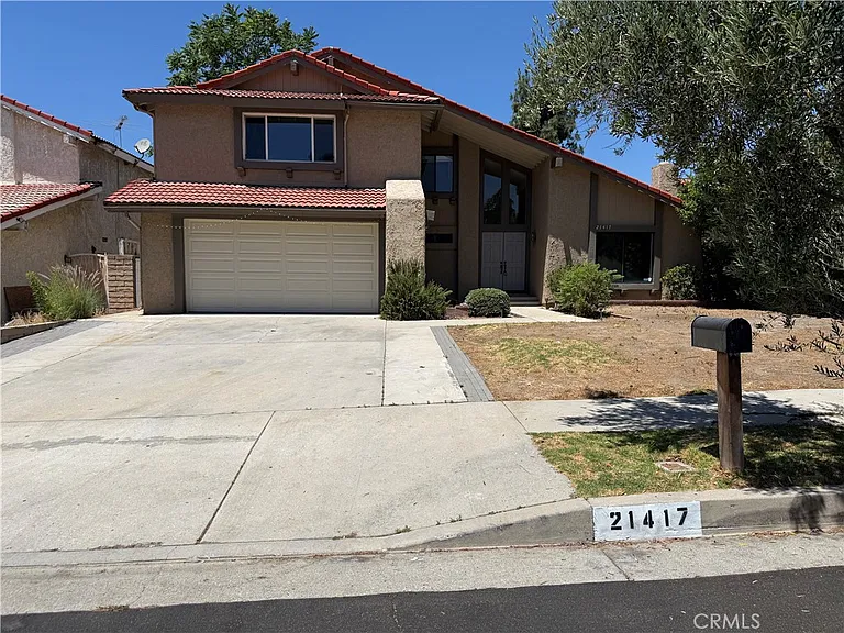 21417 Germain St — Photo 2