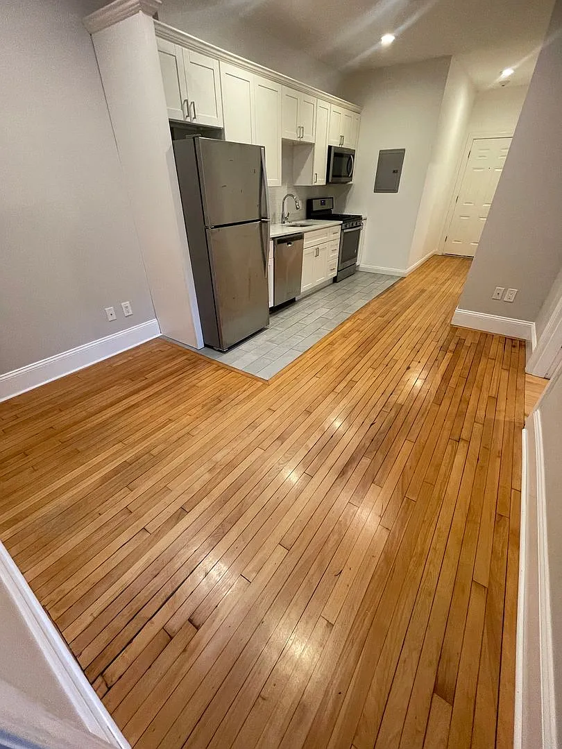 9/1- No Fee! Renovated 1.5BR in Allston near T, Mass Pike — Photo 3
