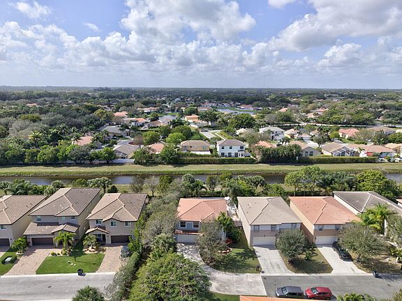 4th image of 6755 Rainwood Cove Lane