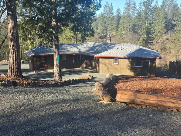 935 Country Rd, Meadow Vista, CA 95722