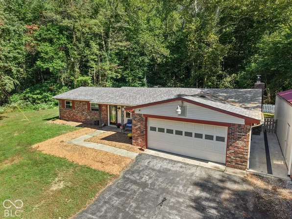 2049 N Blue Bluff Rd, Martinsville, IN 46151