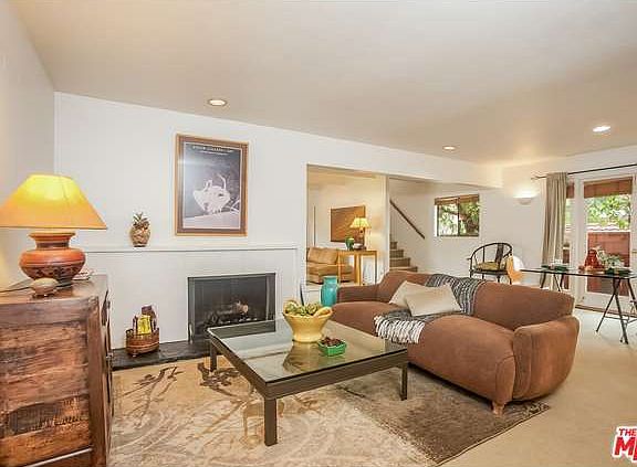 2nd image of 1412 Arriba Dr