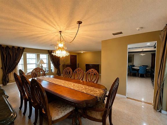 4th image of 7317 Lime Tree Ct