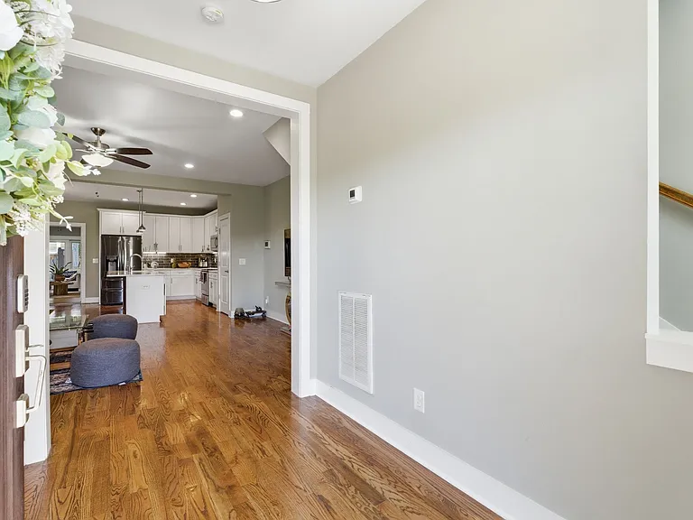 3813 Dr Walter S Davis Blvd — Photo 5