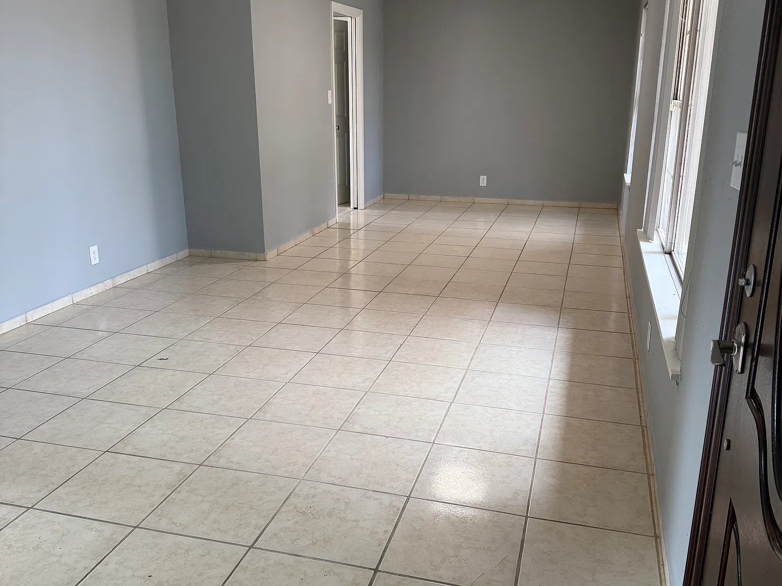 613 Highland Ave — Photo 3