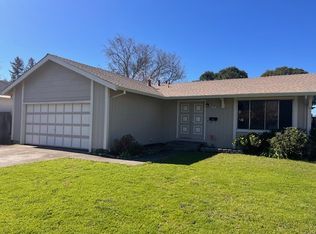 545 Saint Mary Dr, Santa Rosa, CA 95409