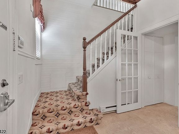 3rd image of 51 N Mountain Ave APT 9