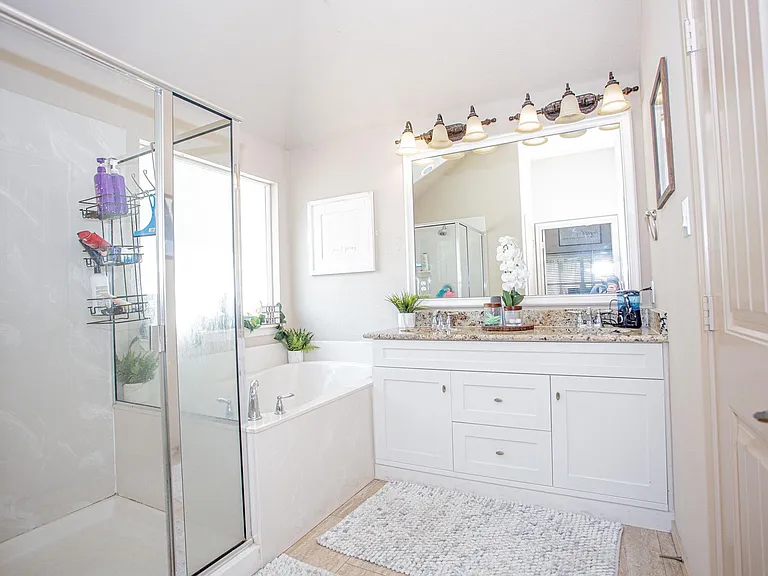 5009 Cassidy Ln — Photo 3