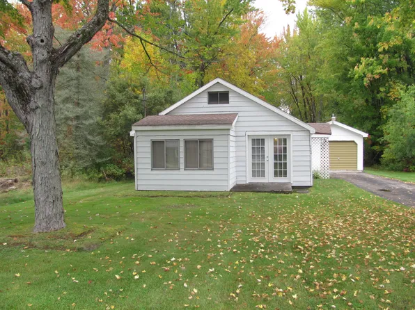 7554 E Houghton Lake Dr, Houghton Lake, MI 48629