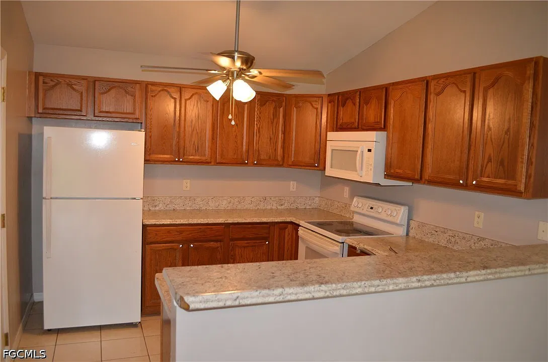 3 bed, 2.0 bath, 1160 sqft, $1,500 — Photo 3
