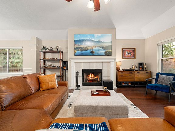 3rd image of 3440 Ribbon Reef Ln