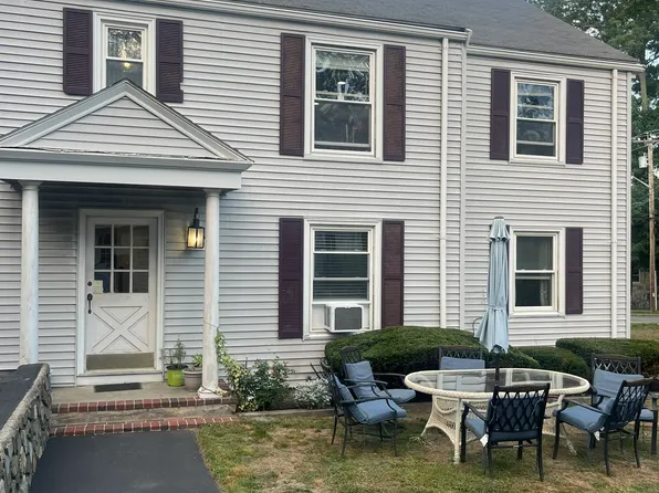 190 Sylvan St APT 2, Melrose, MA 02176