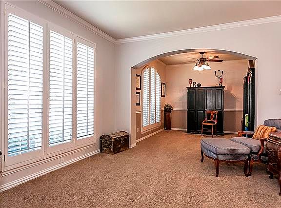 3rd image of 2848 Marshall Dr