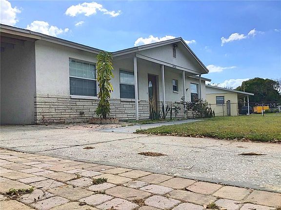 2nd image of 6406 Yosemite Dr