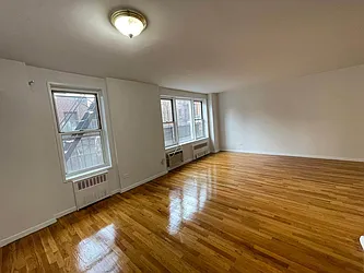 Rented by KNOCKKNOCK LLC