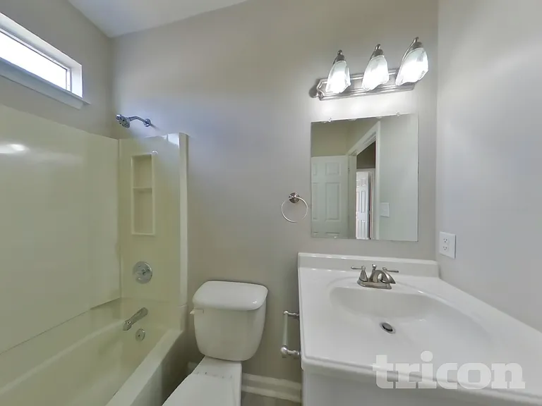11901 Harris Pointe Dr — Photo 15